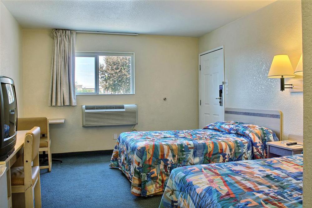 Motel 6-Bakersfield, Ca - East Room photo