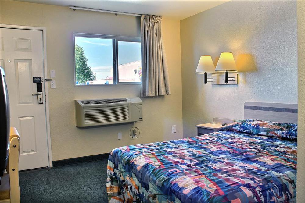 Motel 6-Bakersfield, Ca - East Room photo