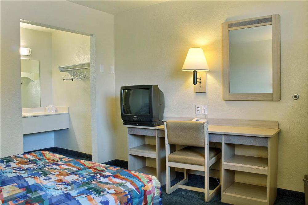 Motel 6-Bakersfield, Ca - East Room photo