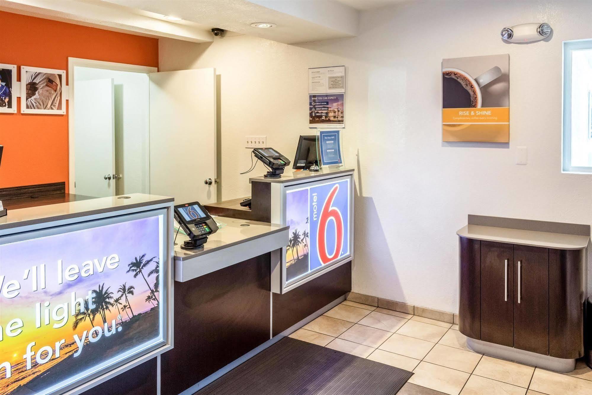 Motel 6-Bakersfield, Ca - East Exterior photo