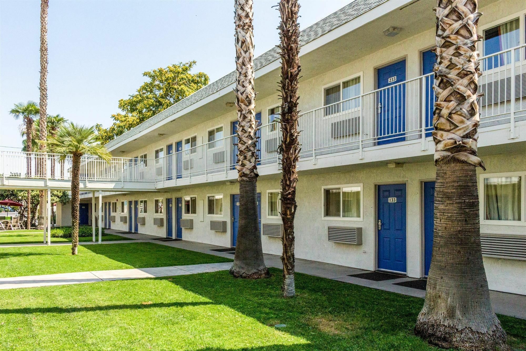Motel 6-Bakersfield, Ca - East Exterior photo